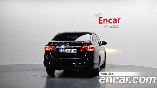 Nissan 센트라 B17, 2018 4