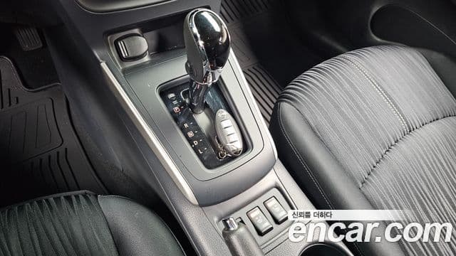 Nissan 센트라 B17, 2018 9