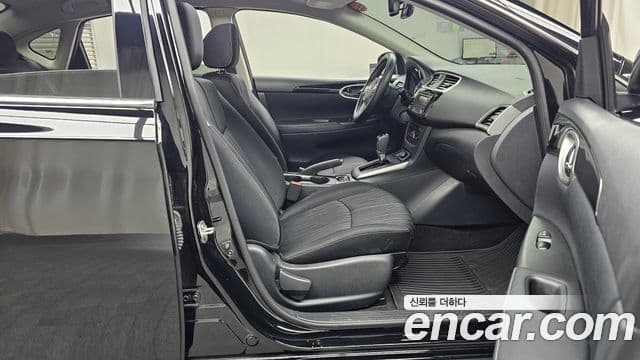 Nissan 센트라 B17, 2018 11