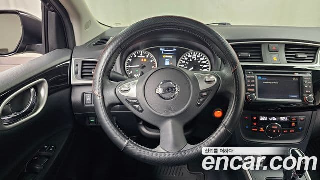 Nissan 센트라 B17, 2018 13