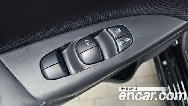 Nissan 센트라 B17, 2018 14