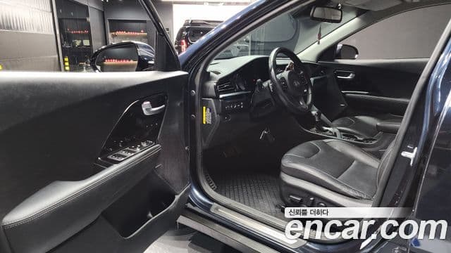 Kia The / новый New Niro Noblesse Special, 2020 10