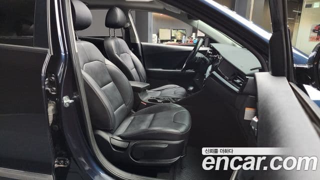 Kia The / новый New Niro Noblesse Special, 2020 11