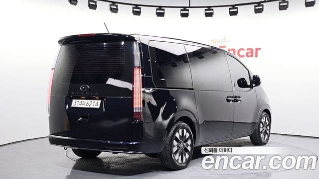 Hyundai Staria Prestige, 2022 2