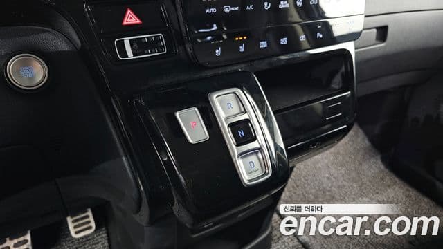 Hyundai Staria Prestige, 2022 9