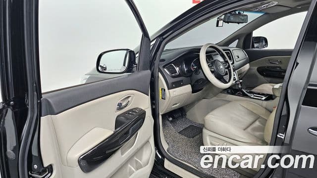 Kia The / новый New Carnival Prestige, 2019 10