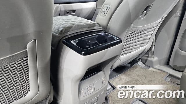 Kia The / новый New Carnival Prestige, 2019 19