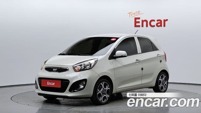 Kia All New Morning Deluxe Trendy, 2014 1