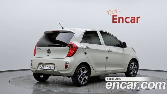 Kia All New Morning Deluxe Trendy, 2014 2