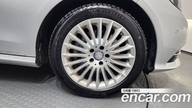 Mercedes-Benz E-класс W212 E300 Elegance, 2014 все фото