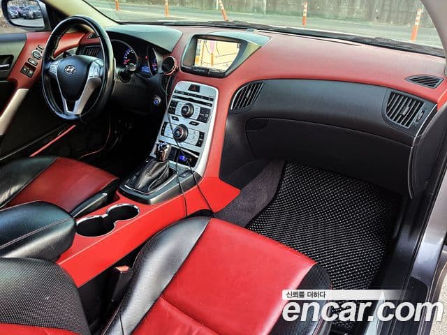 Hyundai Genesis купе 380 GT-P, 2010 10