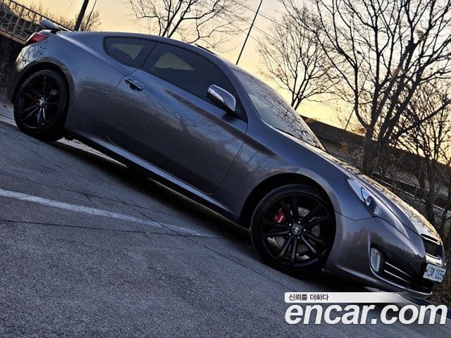 Hyundai Genesis купе 380 GT-P, 2010 17