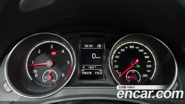 Volkswagen 시로코 2.0 TDI R-Line, 2015 8