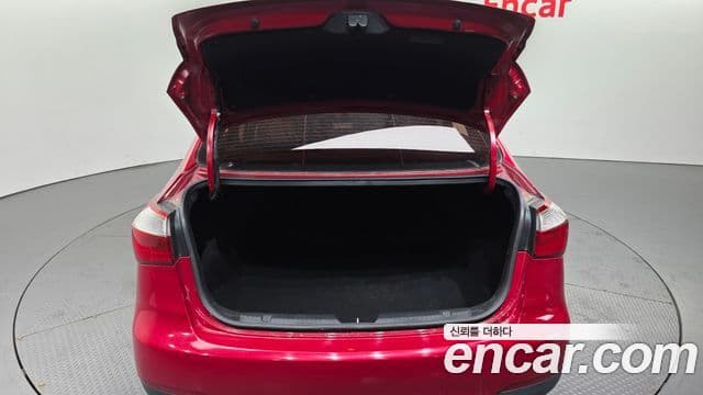 Kia K3 Deluxe, 2013 20