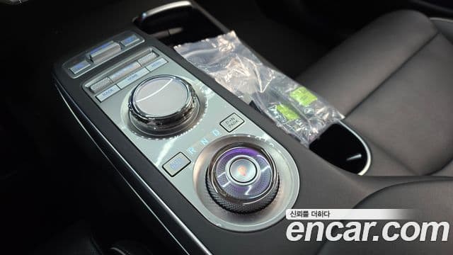 Genesis GV70, 2023 9