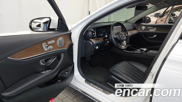 Mercedes-Benz E-класс W213 Exclusive, 2018 10