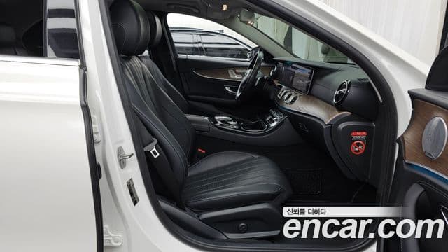 Mercedes-Benz E-класс W213 Exclusive, 2018 11