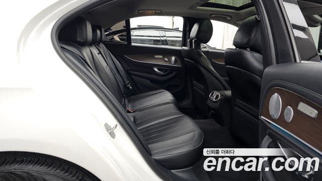 Mercedes-Benz E-класс W213 Exclusive, 2018 12