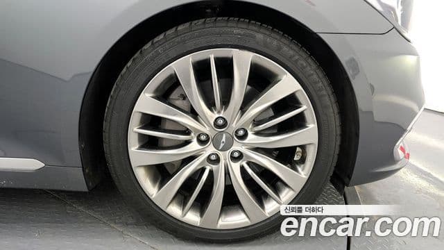 Genesis G80 Premium Luxury, 2018 все фото