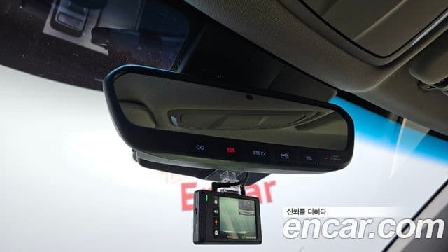 Genesis G80 Premium Luxury, 2018 18