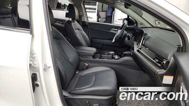 Kia Sportage 5세대 гибрид Signature Gravity 2WD, 2024 11