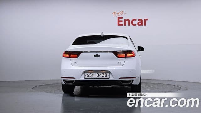 Kia All New K7 Noblesse, 2016 4