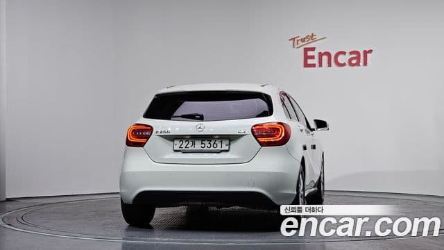 Mercedes-Benz A-класс W176 Style, 2014 4