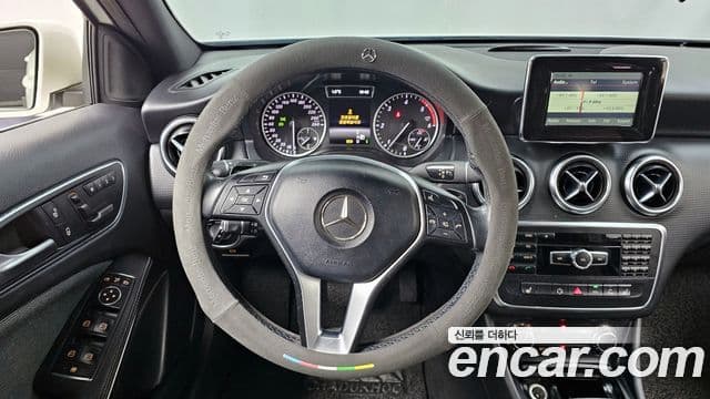 Mercedes-Benz A-класс W176 Style, 2014 13