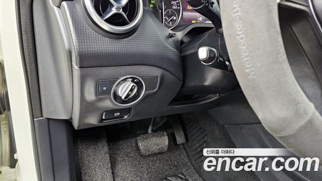 Mercedes-Benz A-класс W176 Style, 2014 16