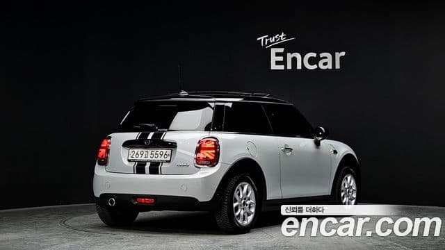 Mini Cooper 3세대, 2020 2