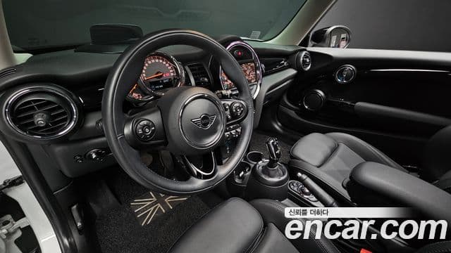 Mini Cooper 3세대, 2020 7