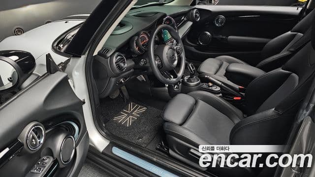 Mini Cooper 3세대, 2020 11