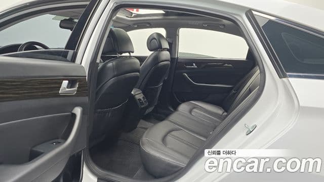 Hyundai LF Sonata 2.0 Smart, 2016 12