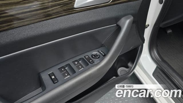 Hyundai LF Sonata 2.0 Smart, 2016 17