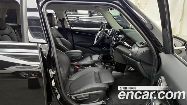 Mini Cooper S 3세대, 2020 11