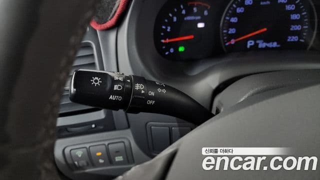 Kia Carnival R топовая версия, 2013 15