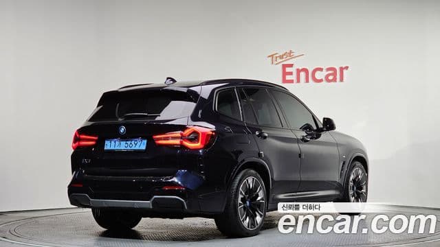 BMW iX3 M Sport, 2024 2