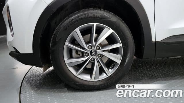 Hyundai Santa Fe TM Exclusive, 2019 все фото