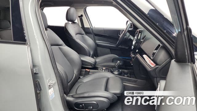 Mini Cooper Countryman 2세대, 2021 11
