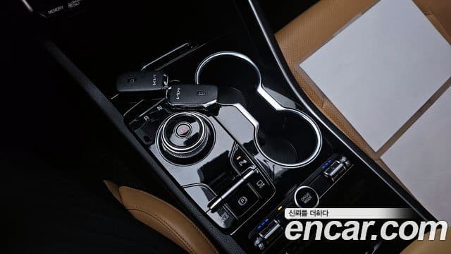 Kia K5 гибрид 3세대 Prestige, 2023 9