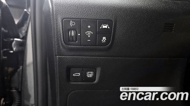 Kia K5 гибрид 3세대 Prestige, 2023 16