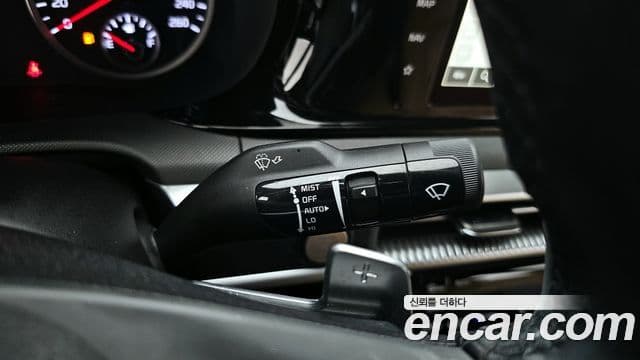 Kia K5 гибрид 3세대 Prestige, 2023 17