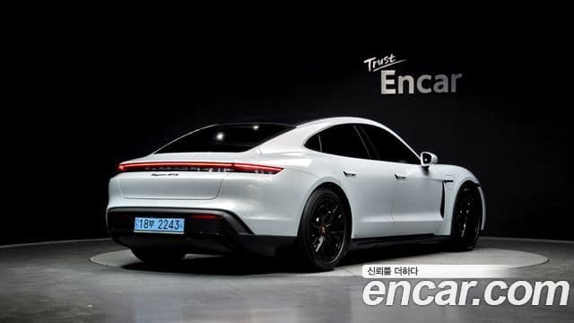 Porsche 타이칸 GTS, 2023 2