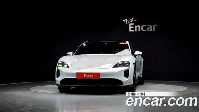 Porsche 타이칸 GTS, 2023 3