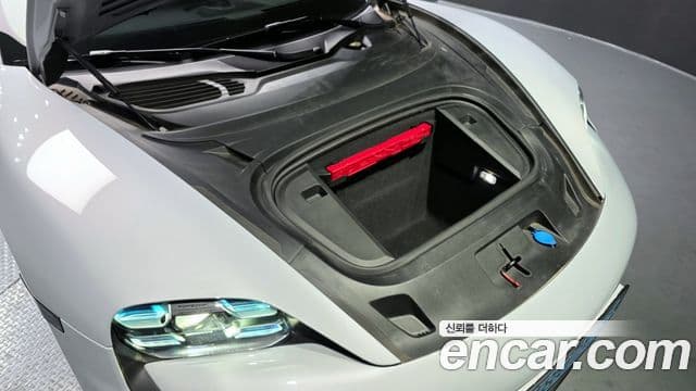 Porsche 타이칸 GTS, 2023 6