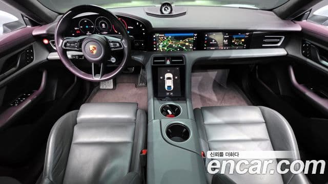 Porsche 타이칸 GTS, 2023 7