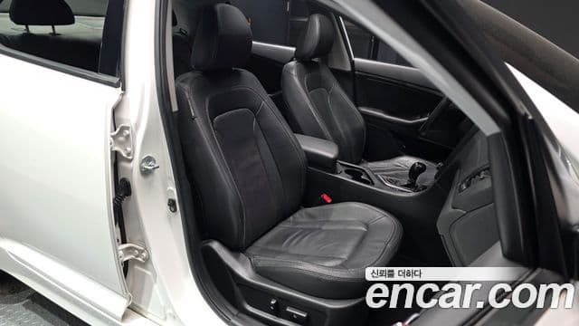 Kia K5 Noblesse, 2011 10