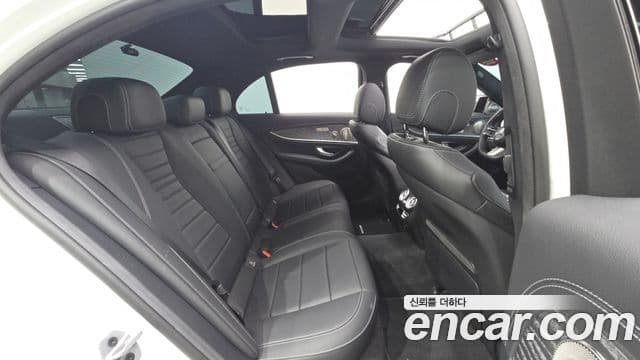 Mercedes-Benz E-класс W213 AMG Line, 2023 12