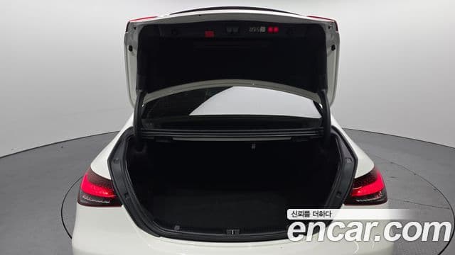 Mercedes-Benz E-класс W213 AMG Line, 2023 20