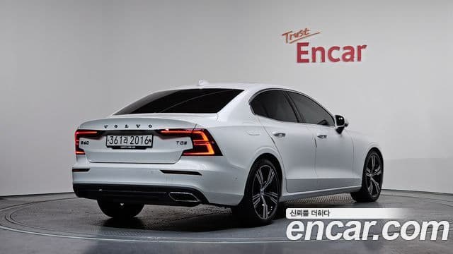 Volvo S60 3세대 T5 Inscription, 2020 2